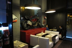 Ducati_Cafe_binnenjpg